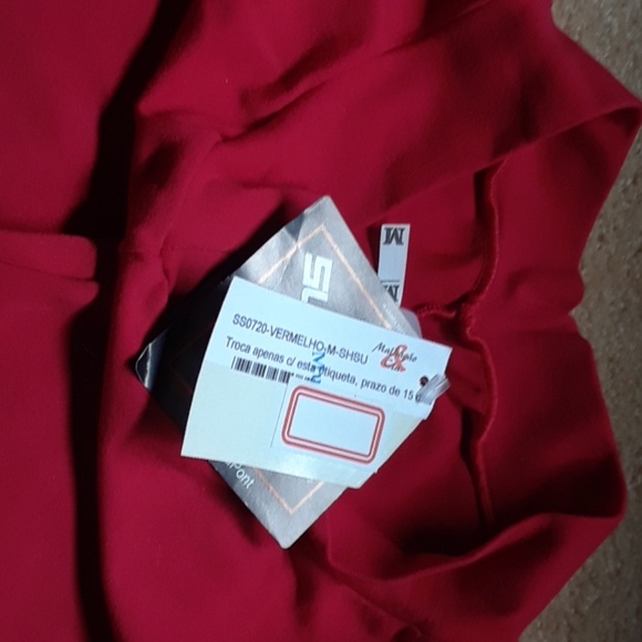 Shorts - Picture 2 of 3